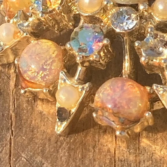 Vintage Lisner Fire Opal Brooch! - Picture 11 of 11